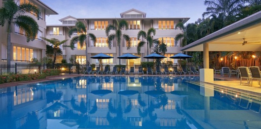 Cayman Villas Port Douglas in Style