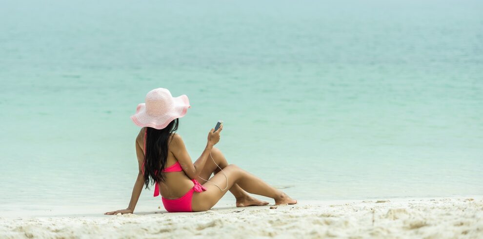 teenager, beach, taking a bath